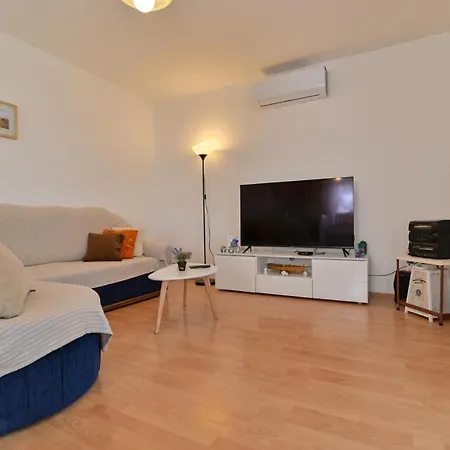 Mala Lanterna Apartment *