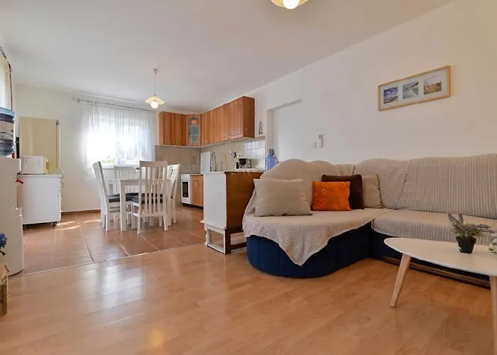 Mala Lanterna Apartment *